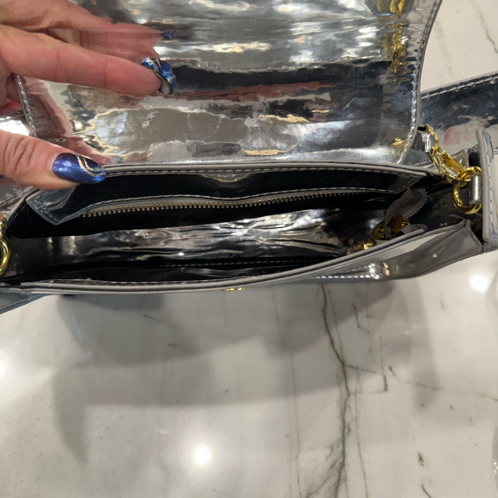 Silver Bag - Picture 3 of 9